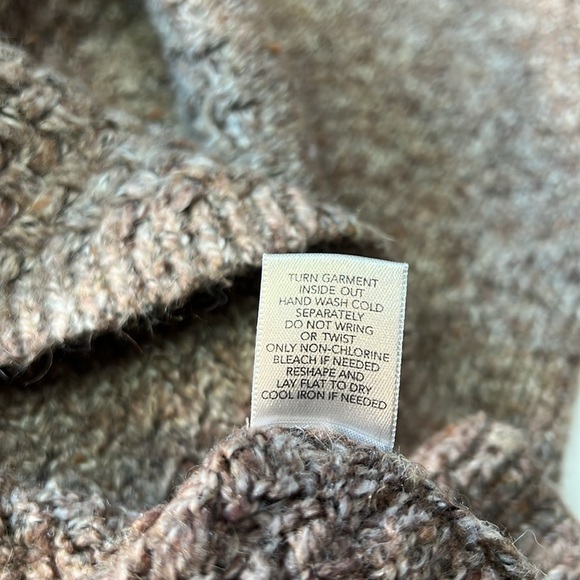 Christopher & Banks Ladies Cotton/acrylic/poly 1/4 Zip sweater. Tan Tweed. EUC - Picture 8 of 8